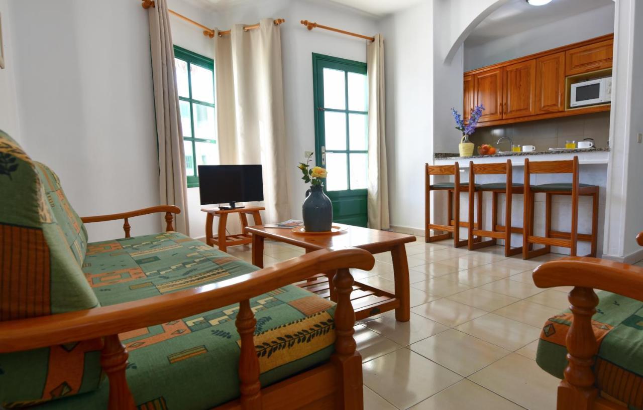 Apartamentos Luz Y Mar Puerto del Carmen  Kültér fotó